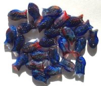 25 15mm Opaque Blue and Red Marble Fish Beads